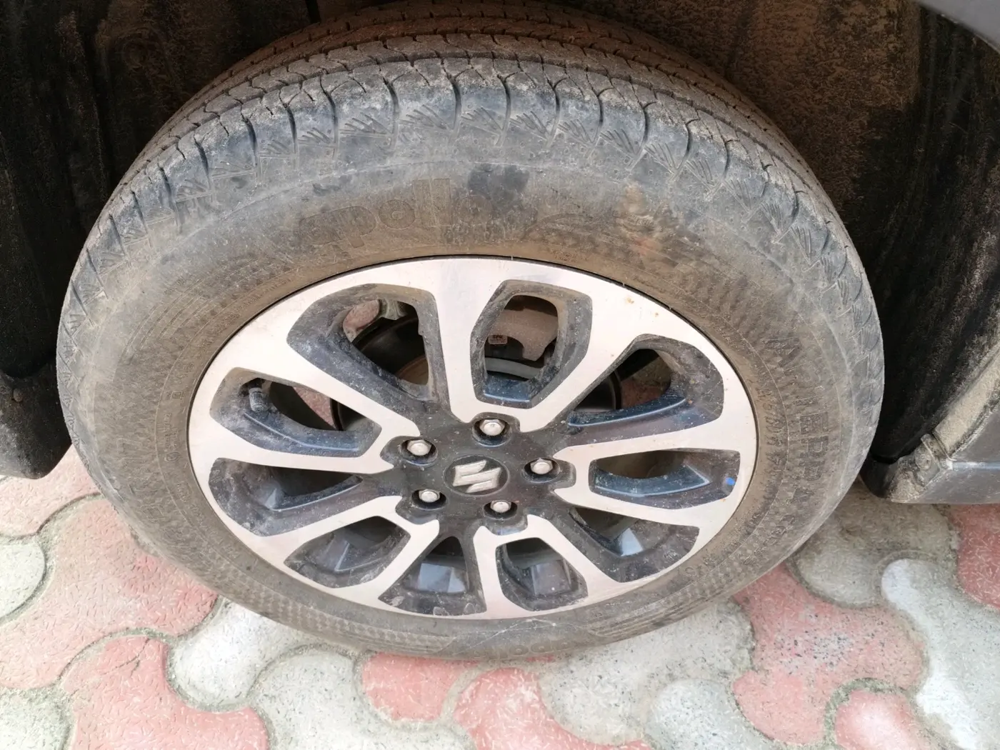 2024 Maruti Grand Vitara ZETA SMART HYBRID, Petrol, Manual, 19,257 km, tyre