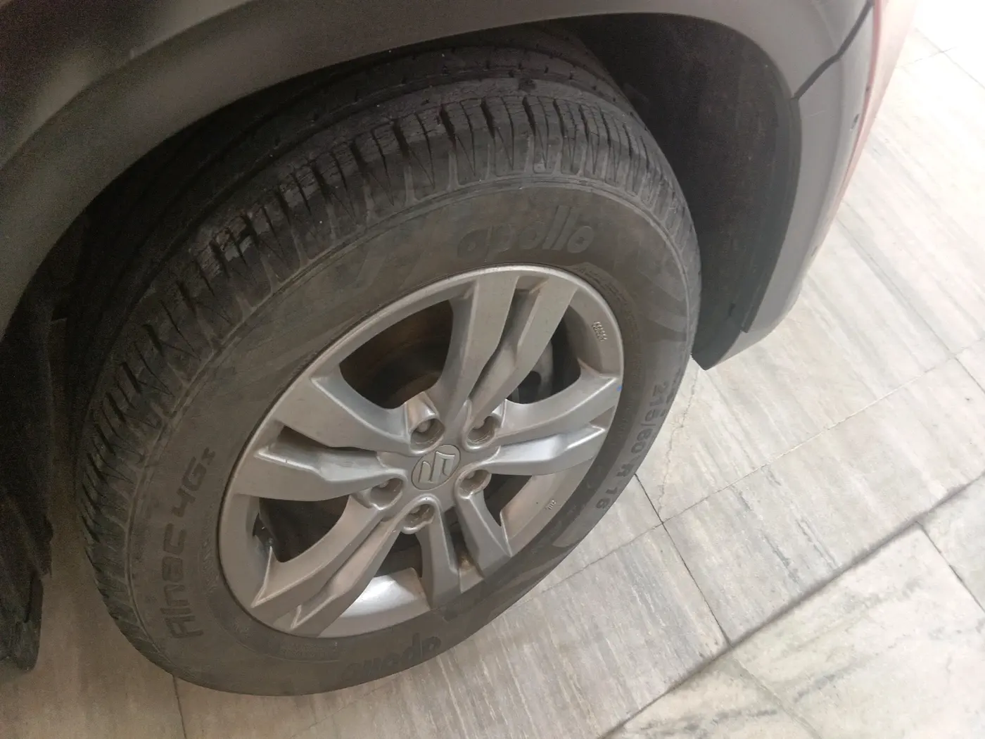 2017 Maruti Vitara Brezza ZDI PLUS DUAL TONE, Diesel, Manual, 32,823 km, tyre