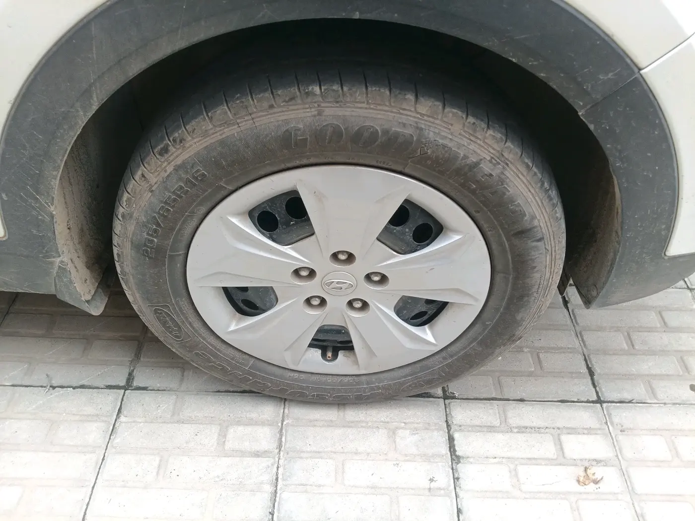 2018 Hyundai Creta E PLUS 1.6 PETROL, Petrol, Manual, 89,595 km, tyre