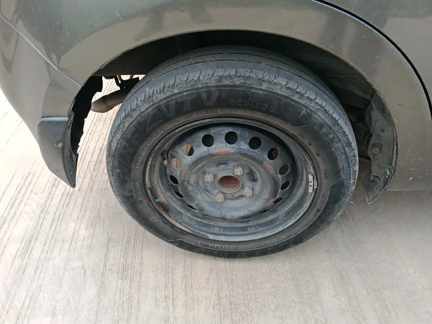 2022 Maruti New Wagon-R VXI CNG 1.0, CNG, Manual, 81,200 km, tyre