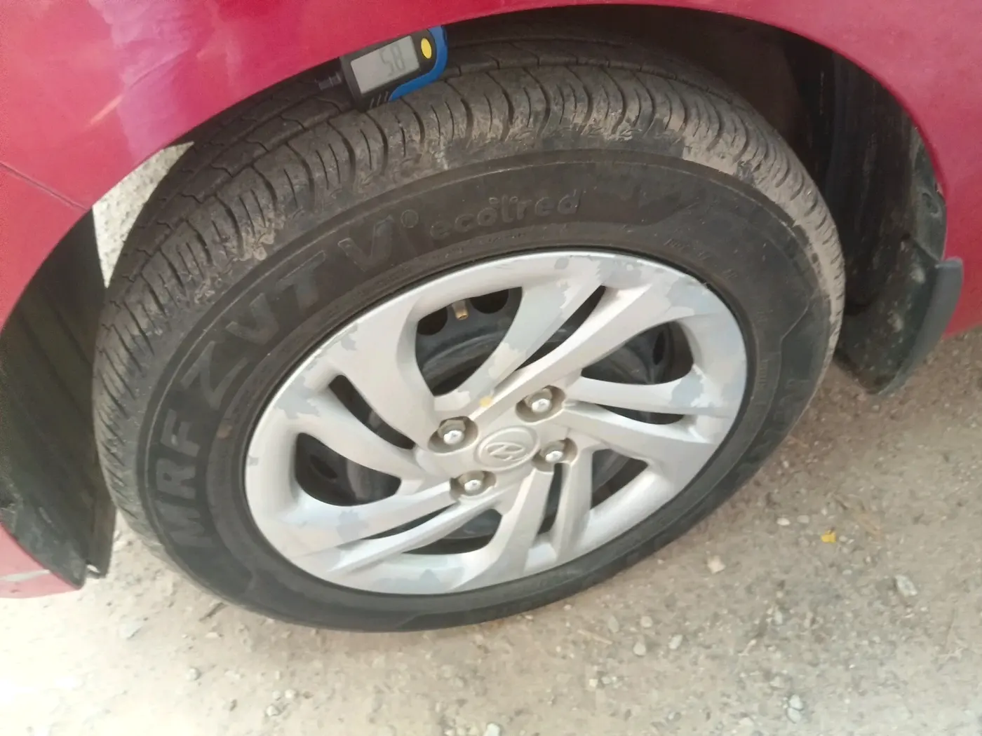 2020 Hyundai AURA S 1.2, Petrol, Manual, 36,773 km, tyre