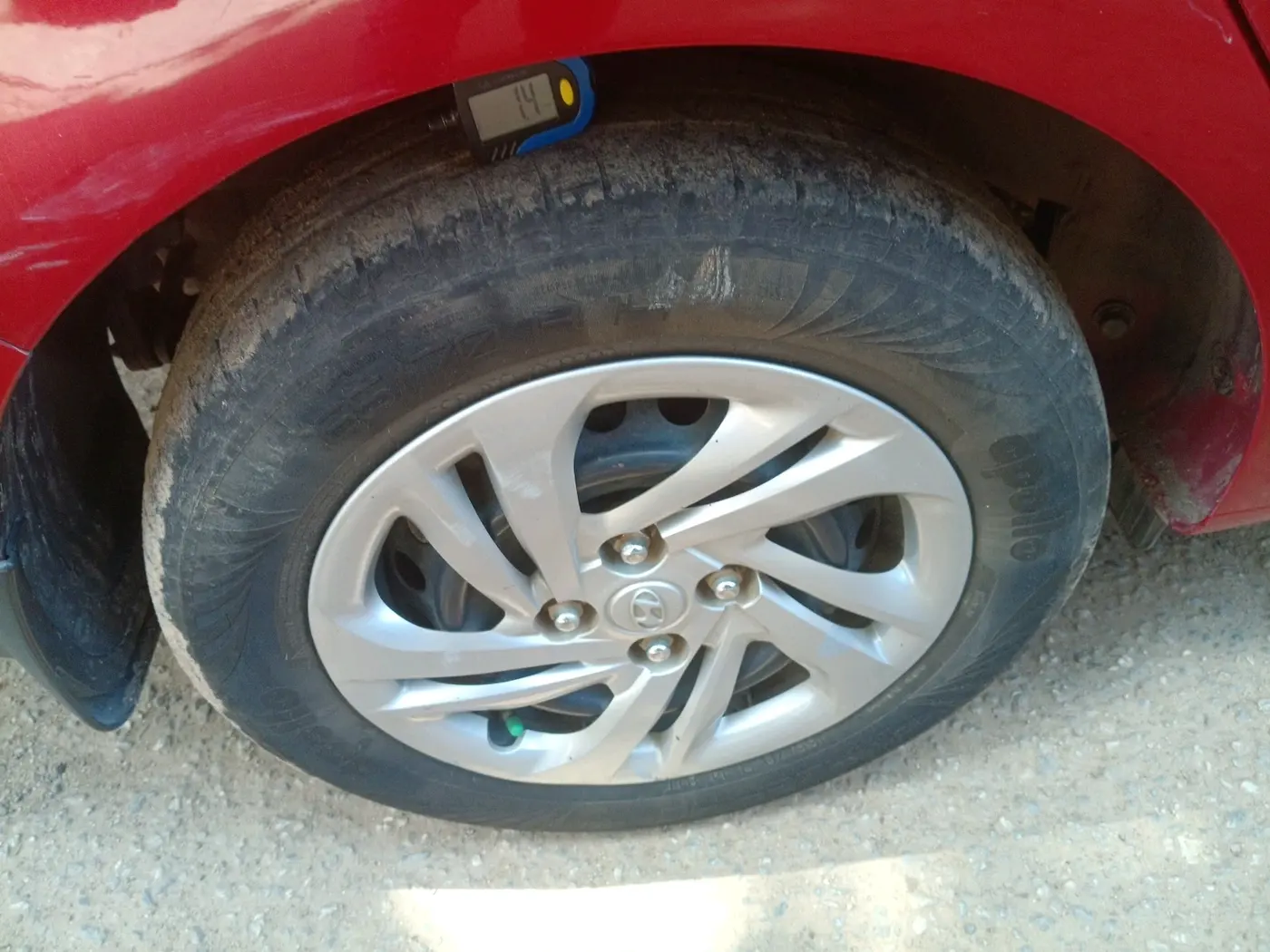 2020 Hyundai AURA S 1.2, Petrol, Manual, 36,773 km, tyre