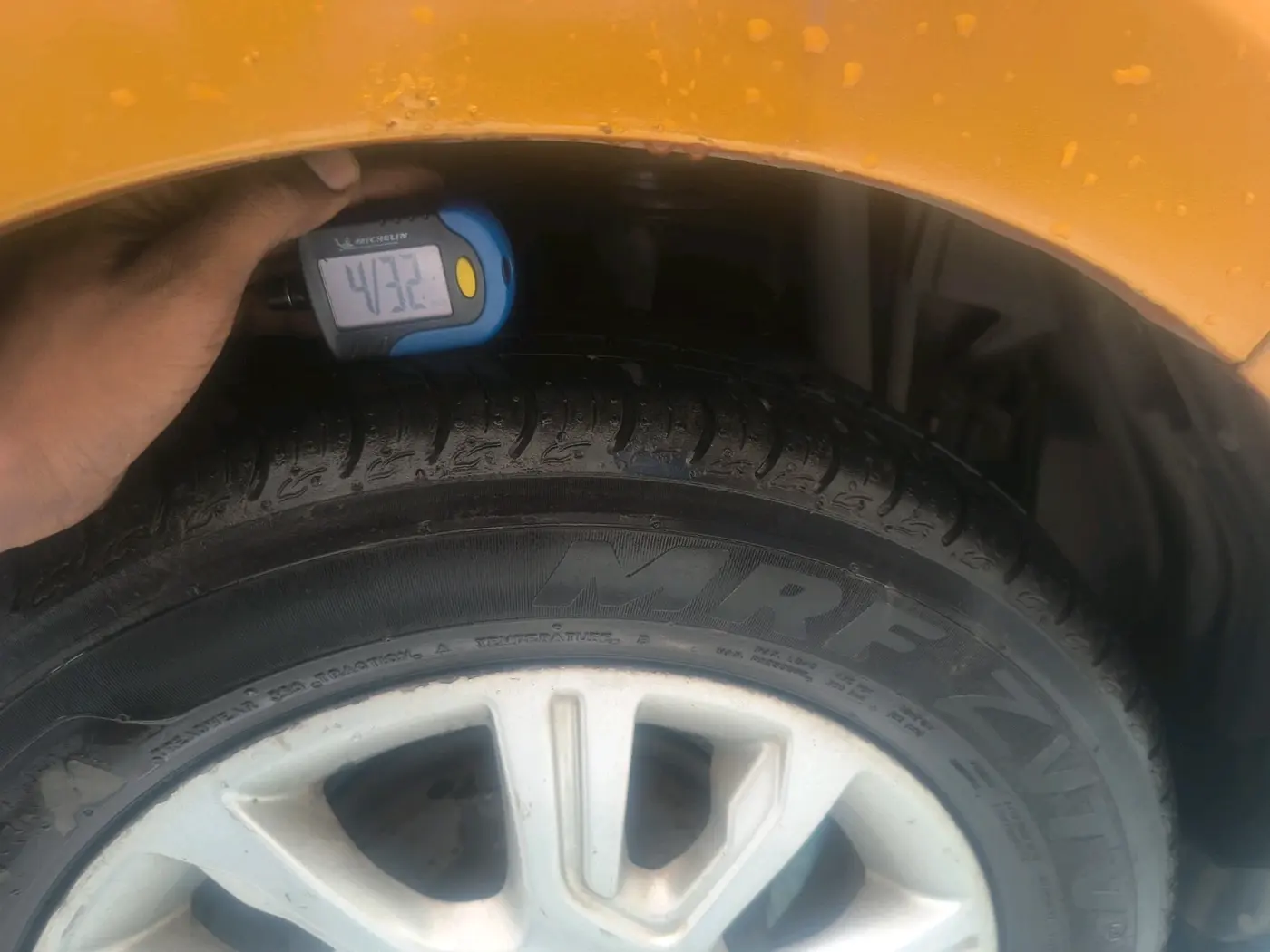2016 Tata Tiago XZ PETROL, Petrol, Manual, 39,547 km, tyre