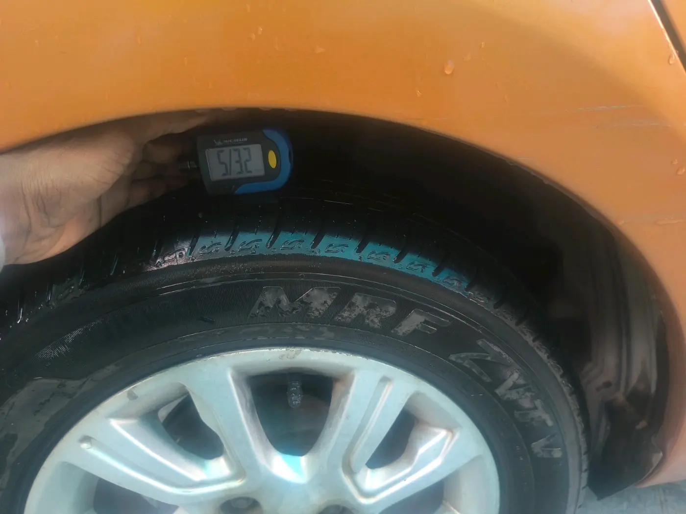 2016 Tata Tiago XZ PETROL, Petrol, Manual, 39,547 km, tyre
