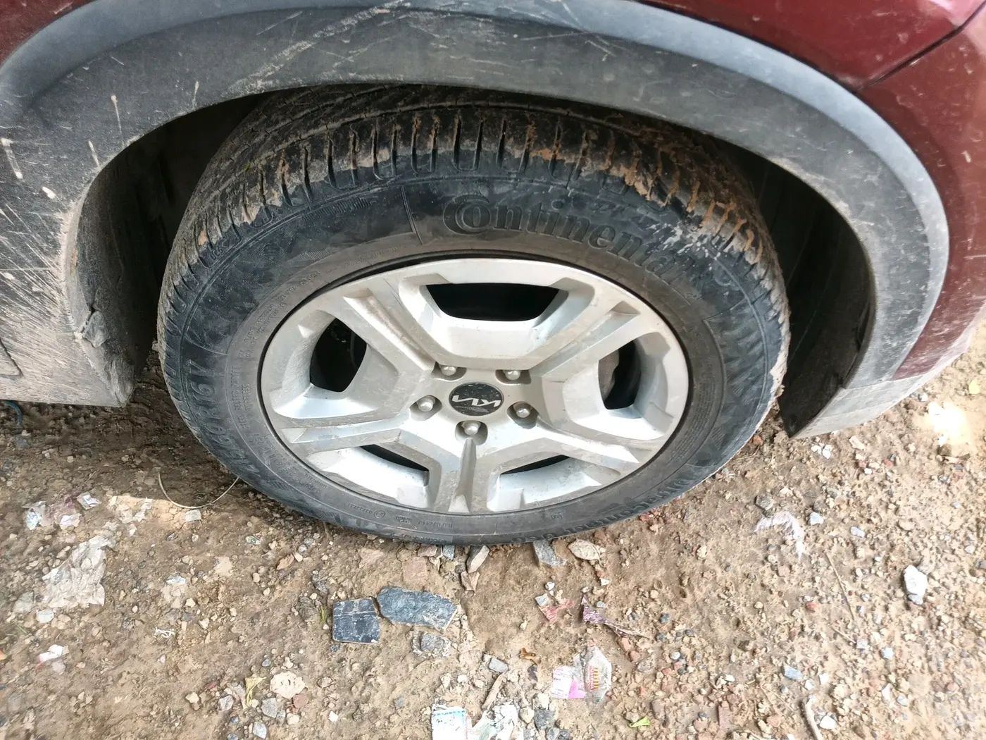 2022 KIA SONET HTK 1.2, Petrol, Manual, 93,600 km, tyre