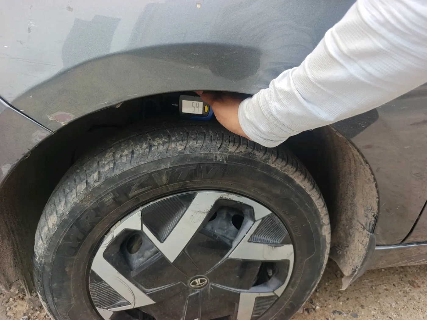 2025 Tata Tiago XM CNG, CNG, Manual, 25,072 km, tyre