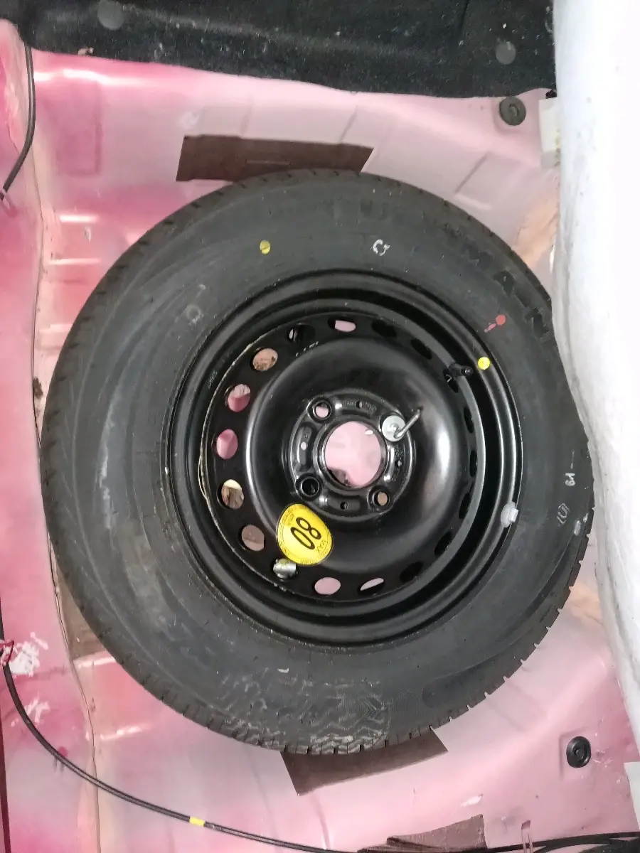 2021 Tata Tiago XZ PLUS PETROL, Petrol, Manual, 47,793 km, tyre