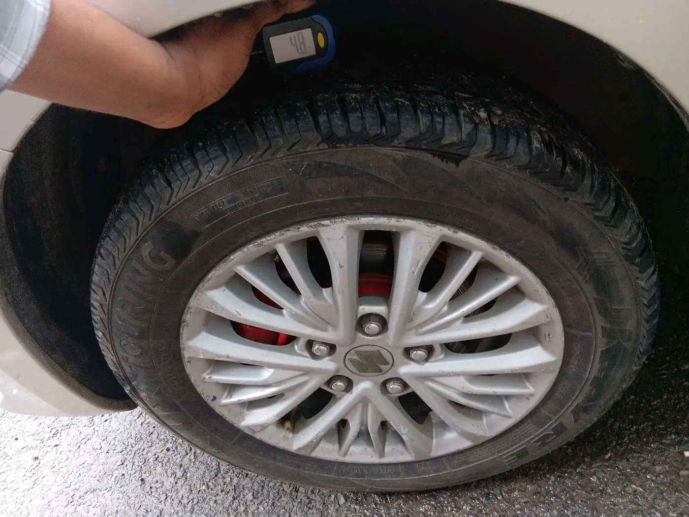 2018 Maruti Ertiga ZXI SHVS, Petrol, Manual, 97,627 km, tyre