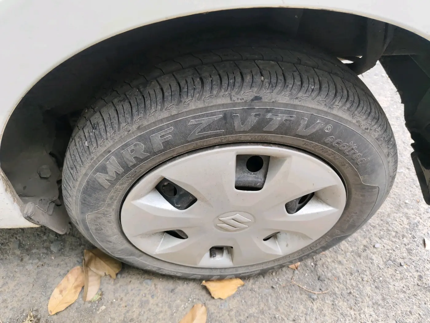 2025 Maruti New Wagon-R VXI 1.0, Petrol, Manual, 13,601 km, tyre