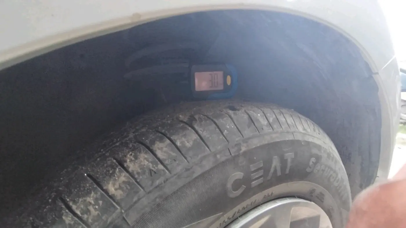 2025 Maruti Dzire VXi, Petrol, Manual, 36,893 km, tyre