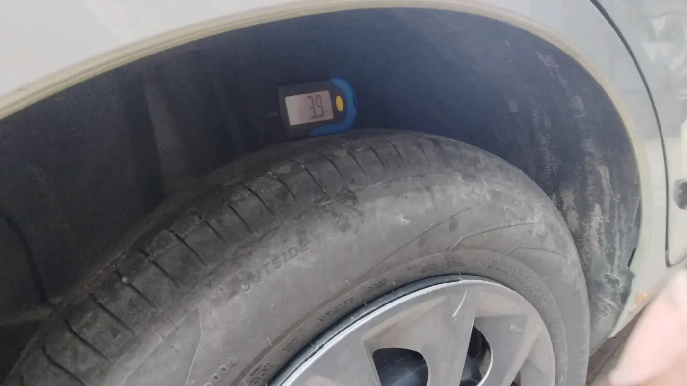 2025 Maruti Dzire VXi, Petrol, Manual, 36,893 km, tyre