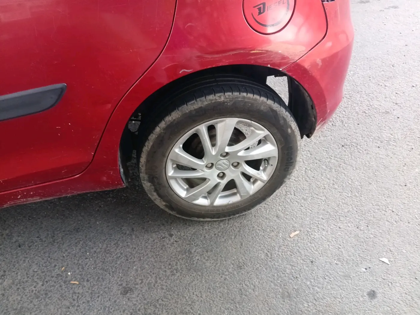 2013 Maruti Swift ZDI, Diesel, Manual, 1,29,969 km, tyre