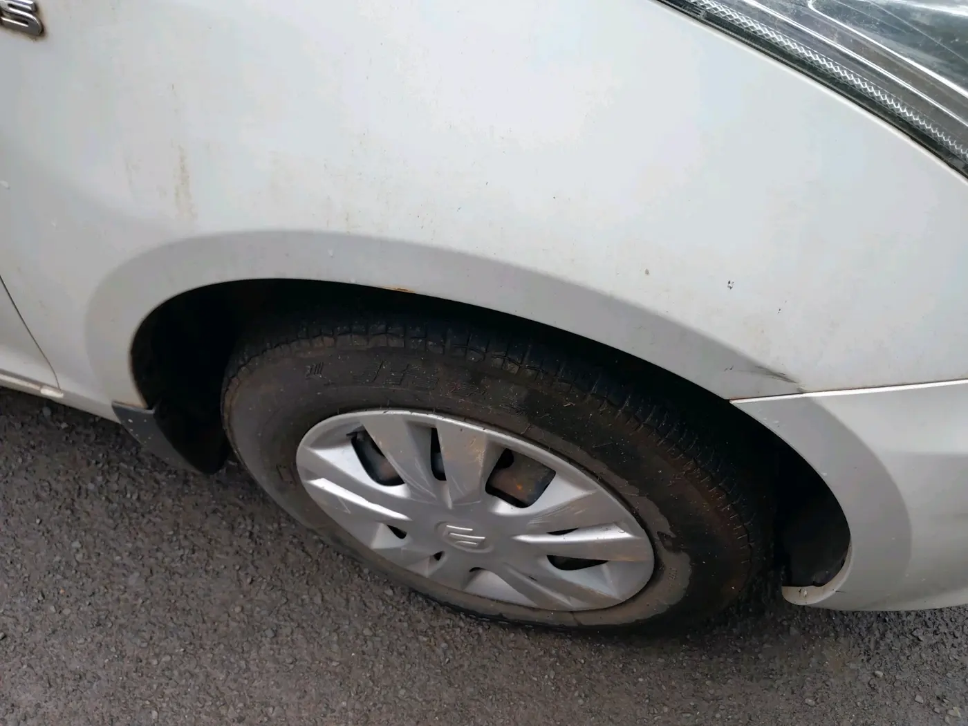 2014 Maruti Swift Dzire VDI, Diesel, Manual, 45,847 km, tyre