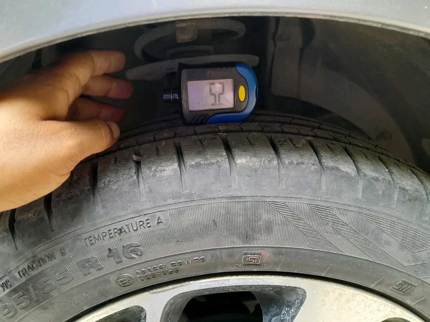 2019 Maruti Baleno ZETA CVT PETROL 1.2, Petrol, Automatic, 23,927 km, tyre
