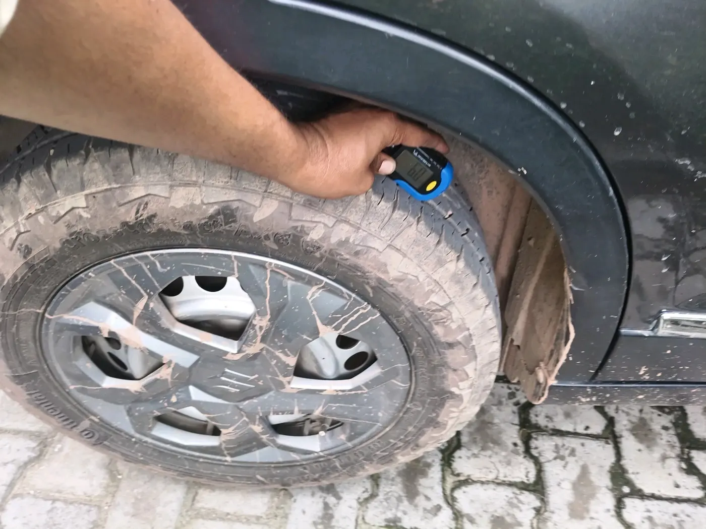 2021 Maruti Vitara Brezza LXI, Petrol, Manual, 91,213 km, tyre