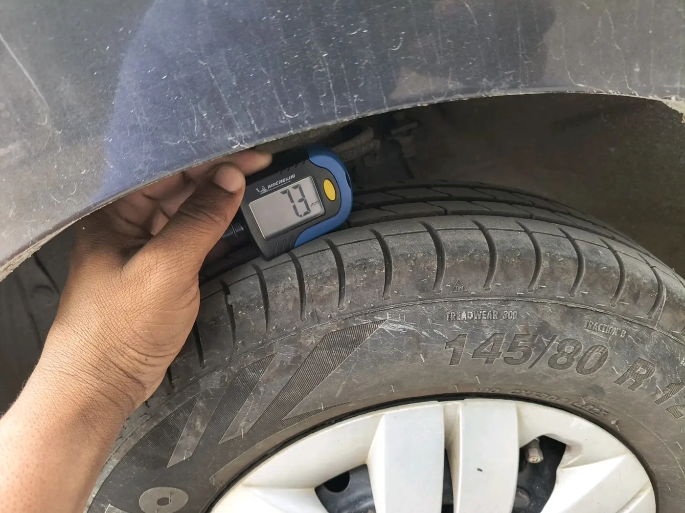 2019 Maruti Alto LXI, Petrol, Manual, 36,614 km, tyre