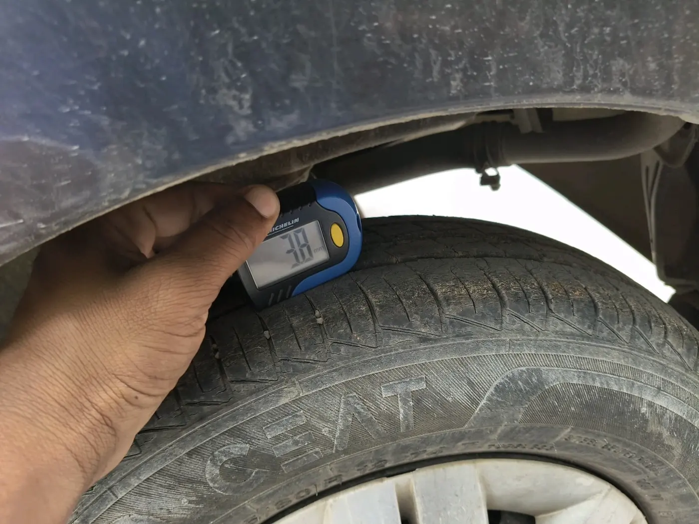 2019 Maruti Alto LXI, Petrol, Manual, 36,614 km, tyre