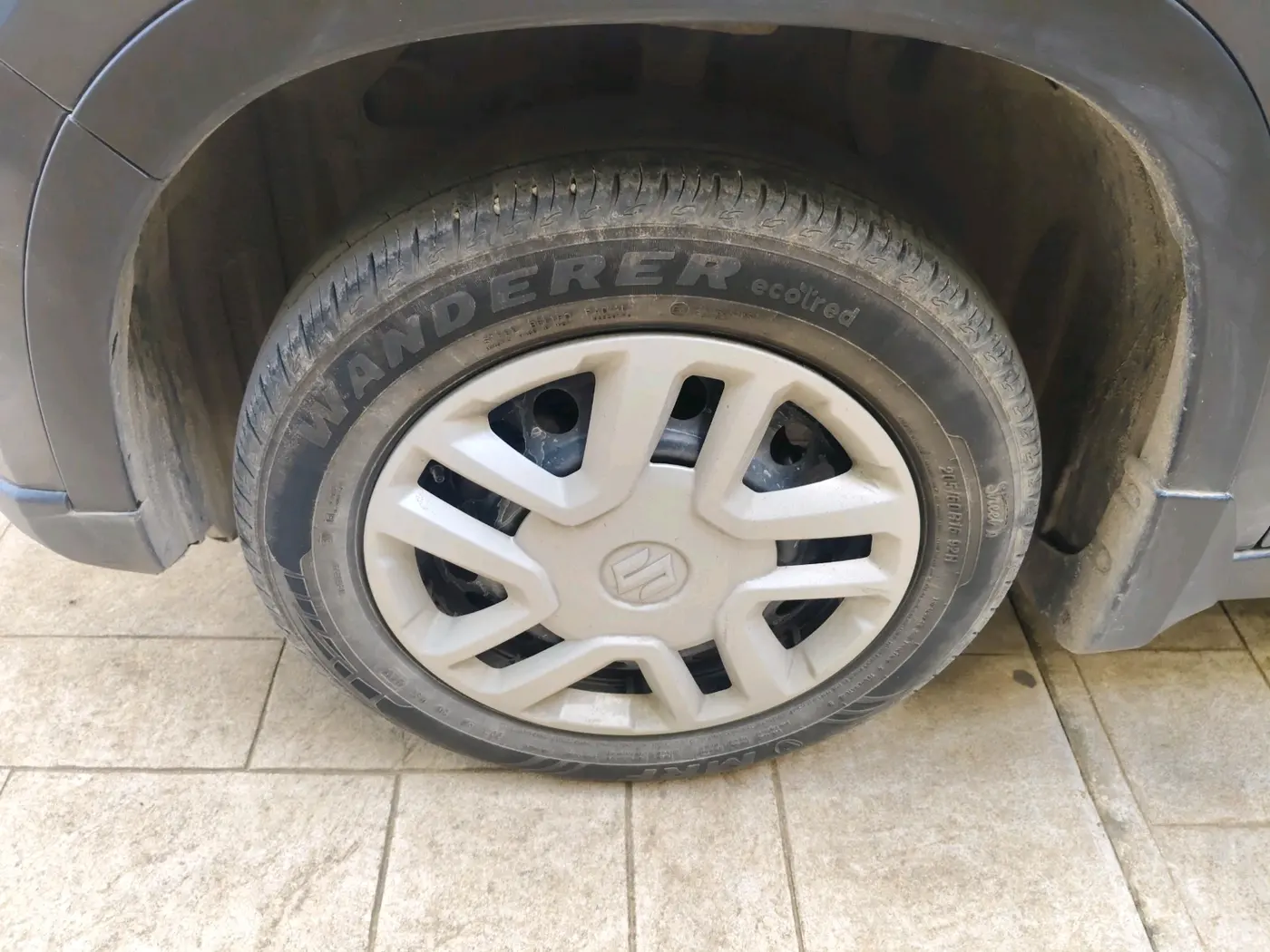 2022 Maruti Vitara Brezza VXI, Petrol, Manual, 39,782 km, tyre