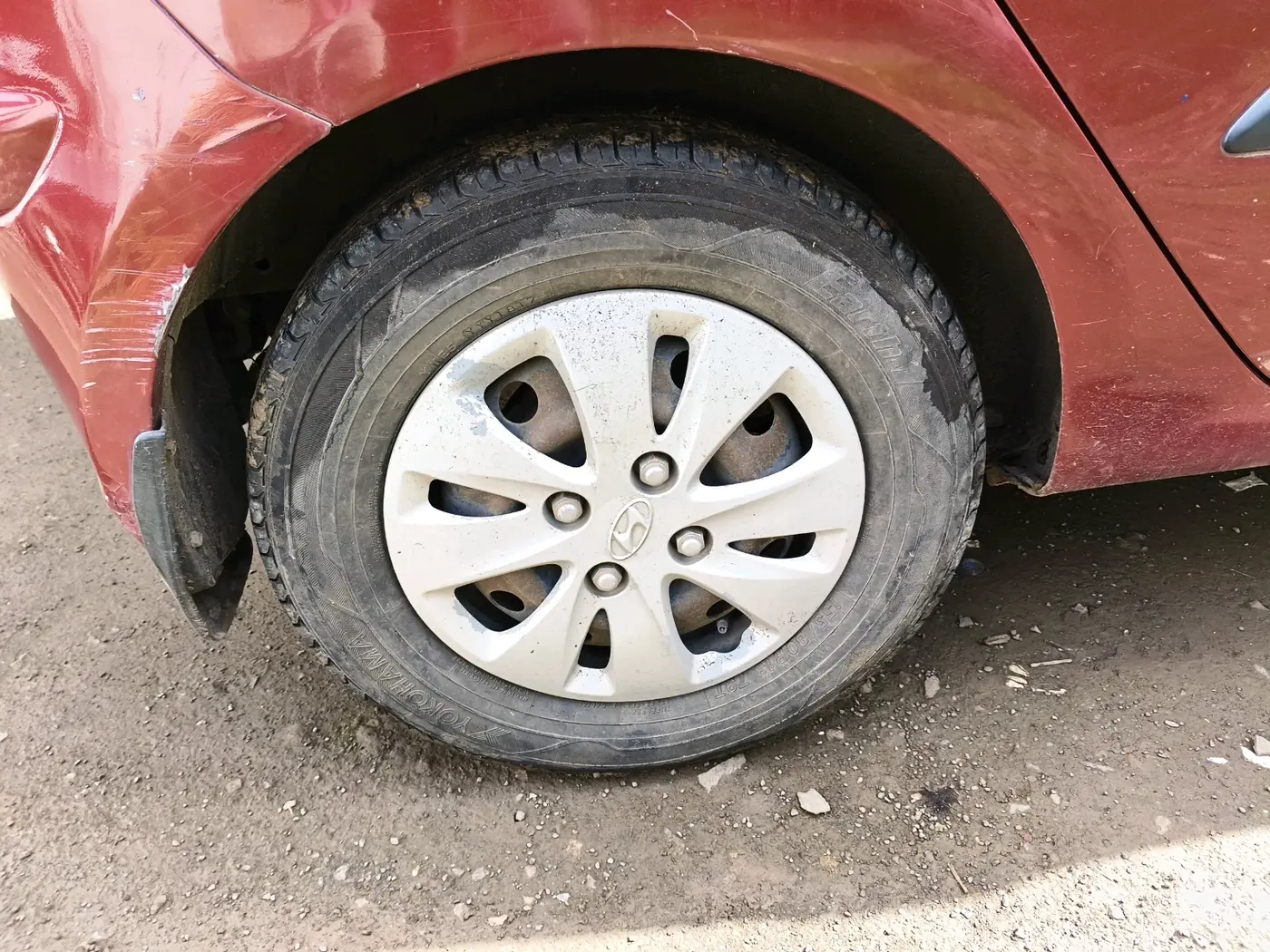 2012 Hyundai i10 MAGNA 1.1 LPG, Petrol, Manual, 90,742 km, tyre