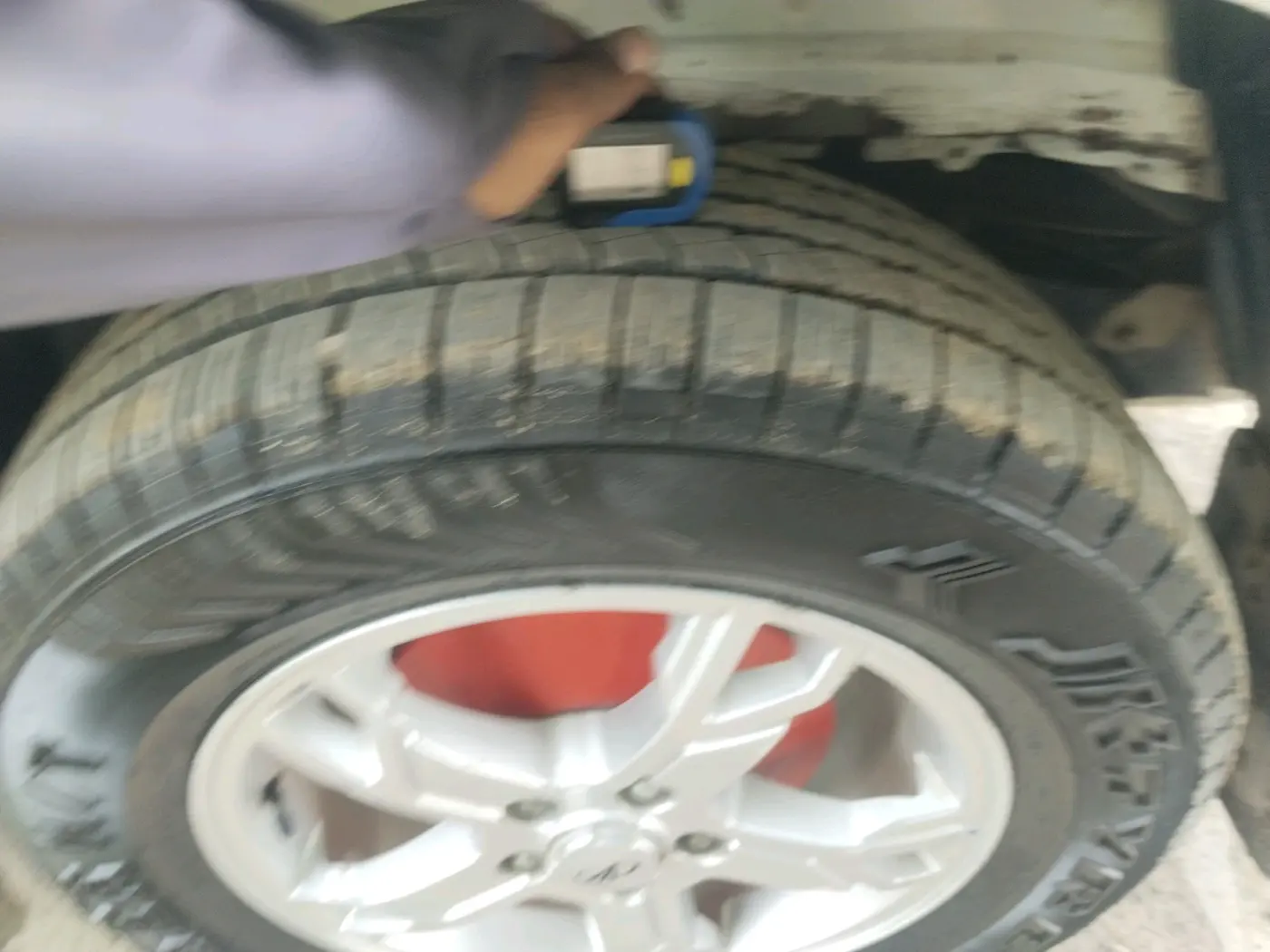 2017 Mahindra Scorpio S10 1.99, Diesel, Manual, 53,912 km, tyre