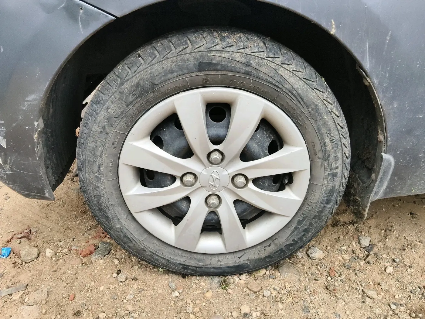 2012 Hyundai Eon ERA, Petrol, Manual, 86,234 km, tyre