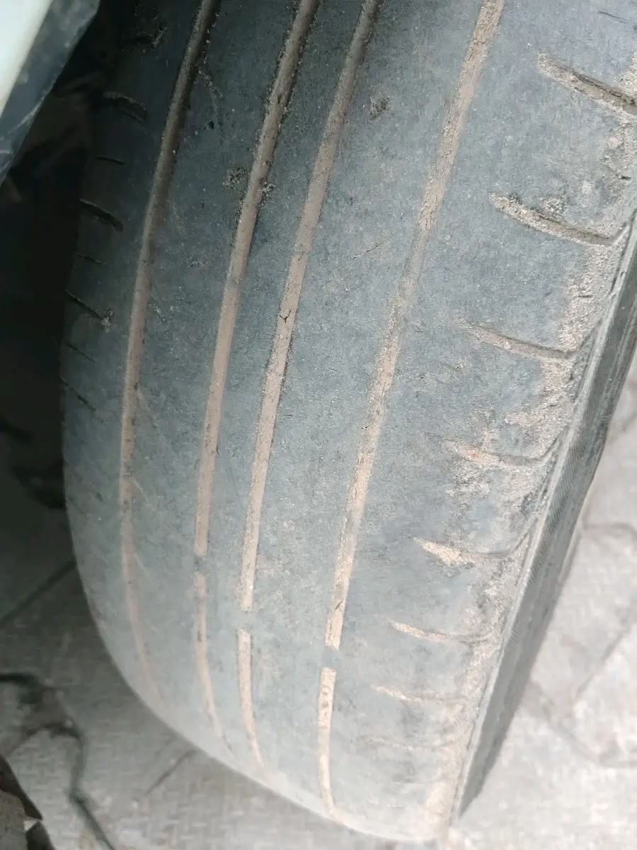 2021 Maruti Celerio VXI CNG, CNG, Manual, 1,44,961 km, tyre