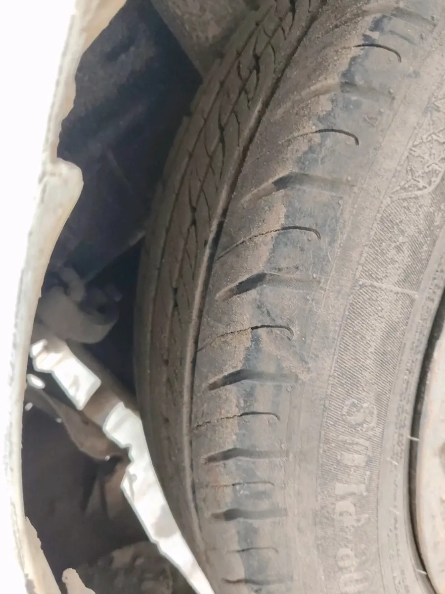 2021 Maruti Celerio VXI CNG, CNG, Manual, 1,44,961 km, tyre