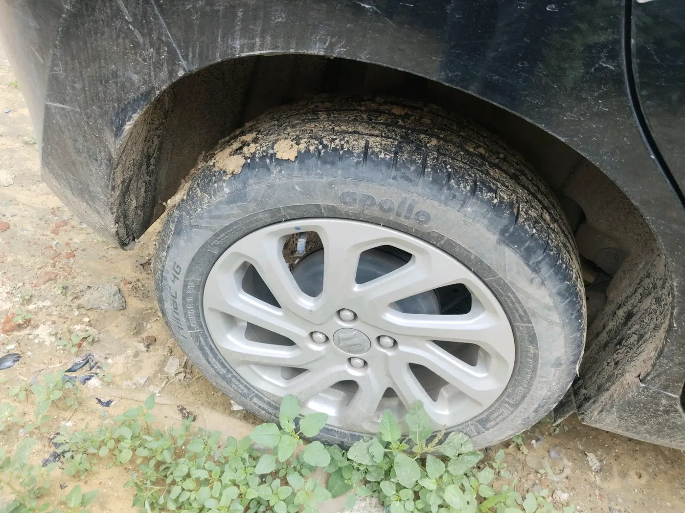 2024 Maruti Baleno ZETA PETROL 1.2, Petrol, Manual, 38,615 km, tyre