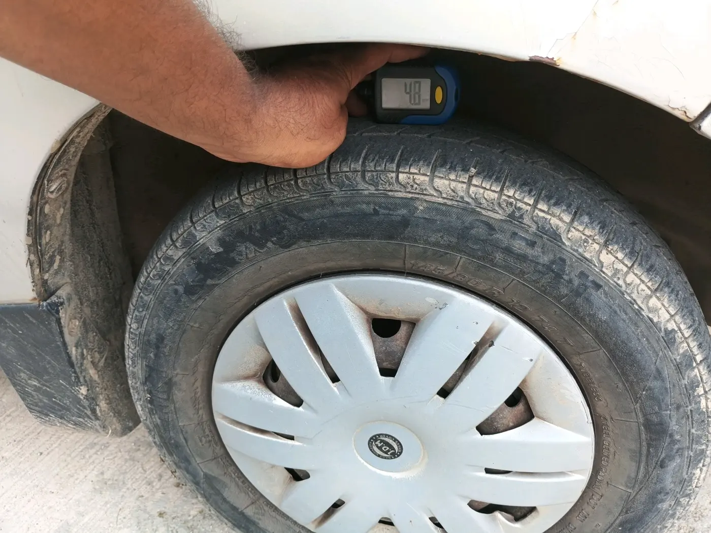 2012 Maruti Alto 800 LXI CNG, CNG, Manual, 85,874 km, tyre