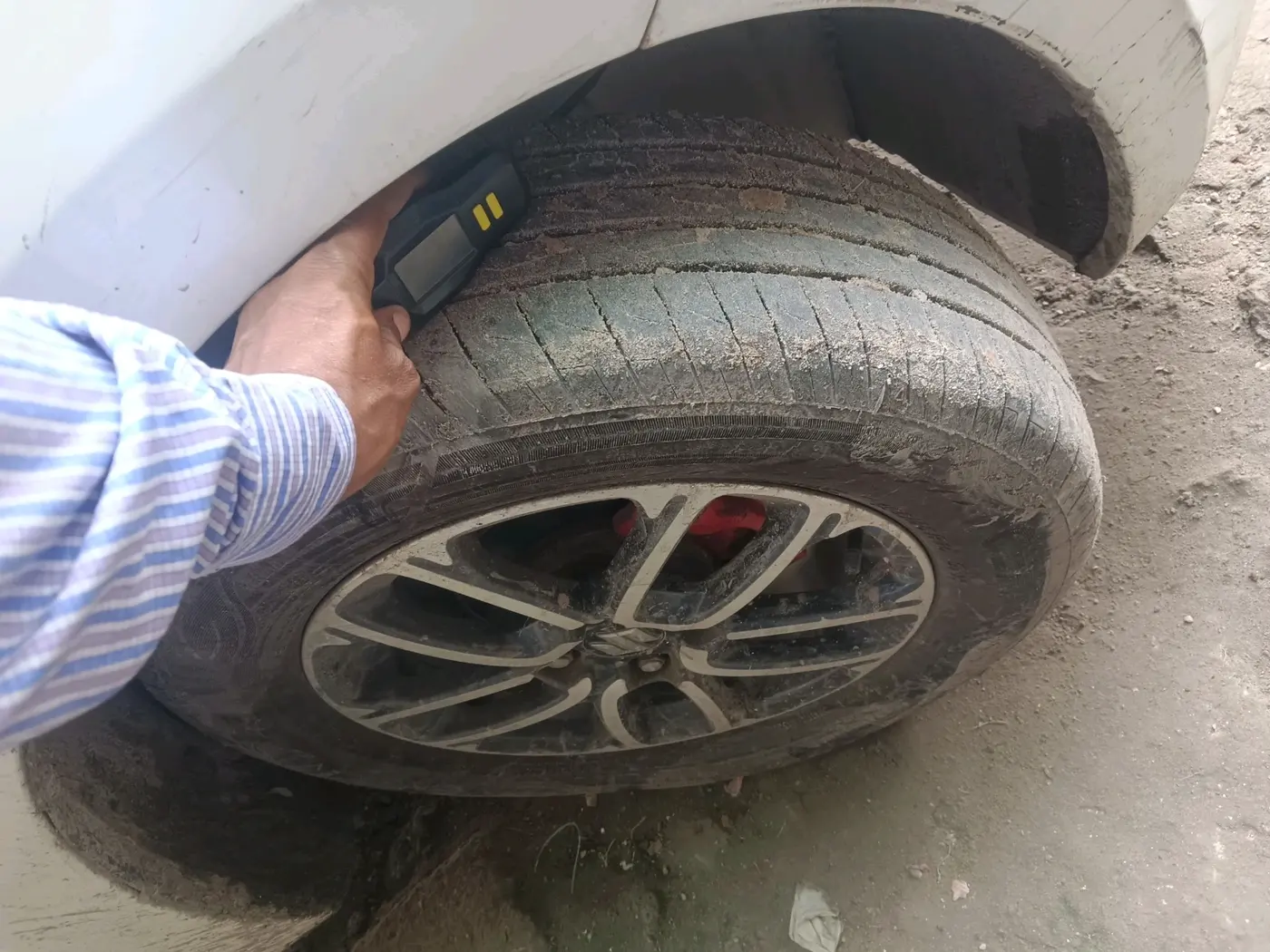 2020 Maruti Swift ZXI PLUS AMT, Petrol, Automatic, 67,199 km, tyre
