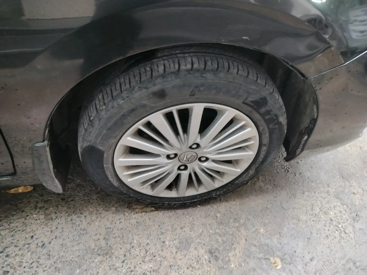 2021 Honda City 1.5L I-VTEC V MT 5TH GEN, Petrol, Manual, 35,338 km, tyre