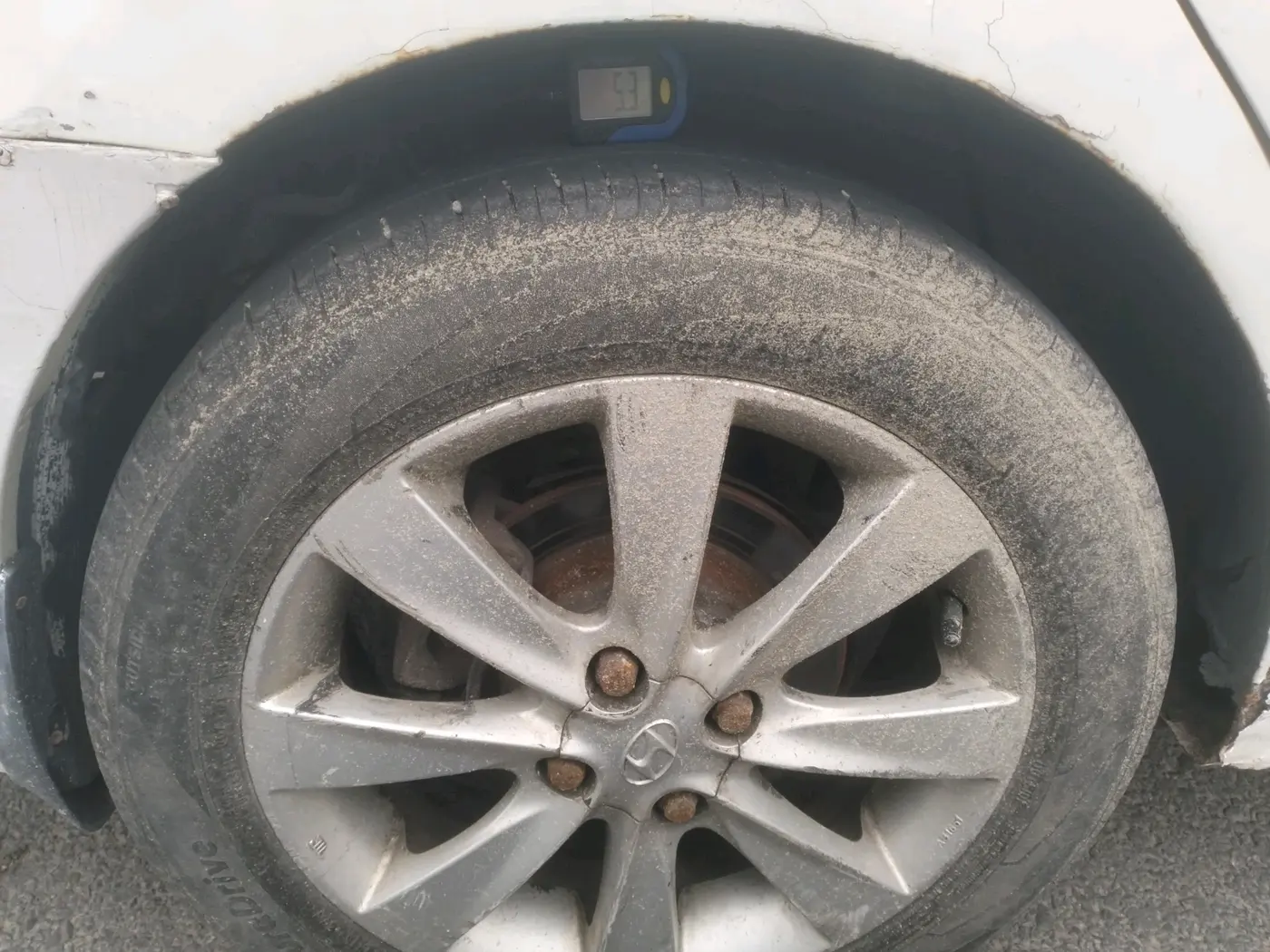 2012 Hyundai Verna FLUIDIC 1.6 CRDI SX AT, Diesel, Automatic, 94,879 km, tyre