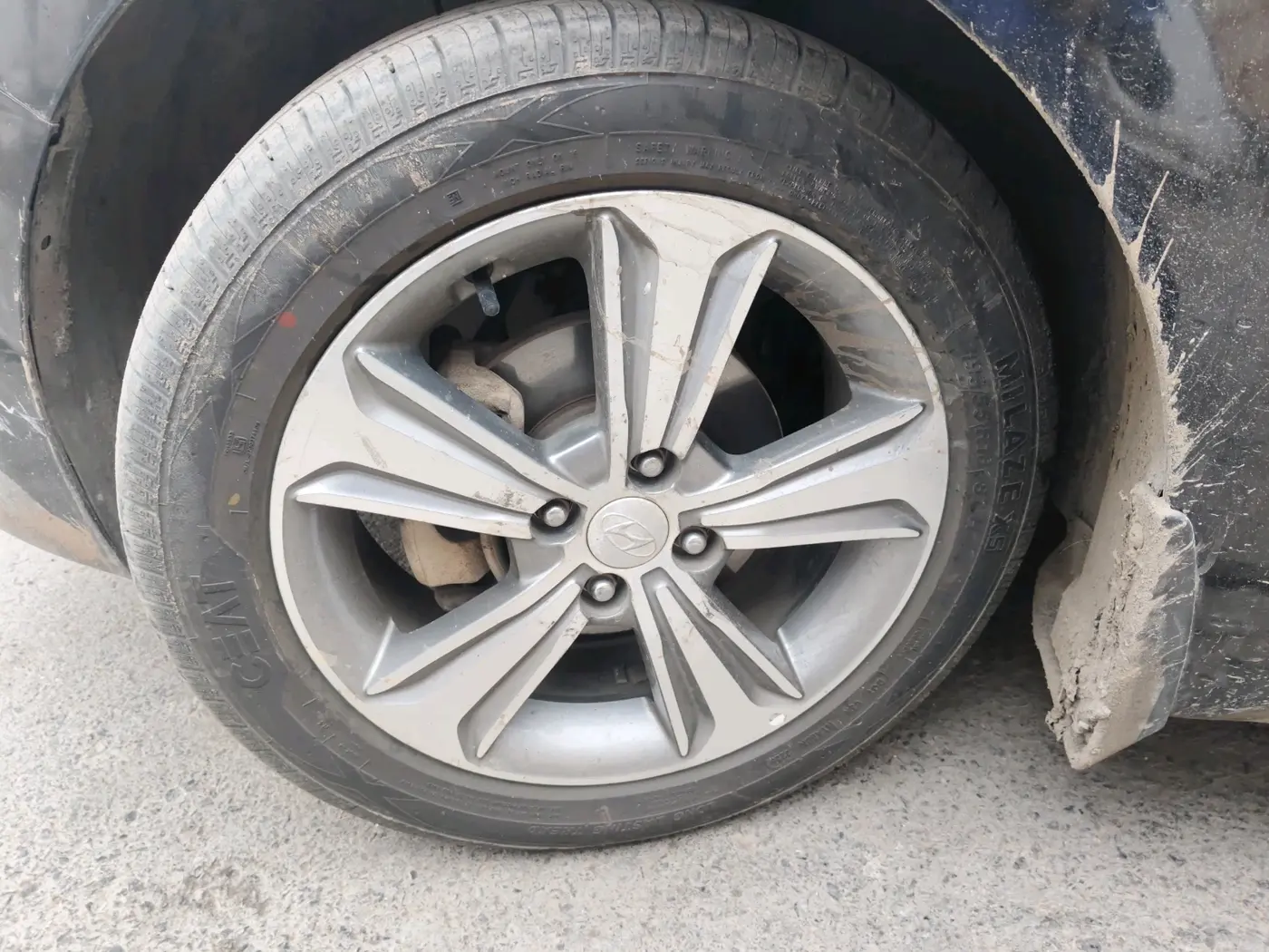 2018 Hyundai Verna 1.6 SX (O) CRDI MT, Diesel, Manual, 1,29,763 km, tyre
