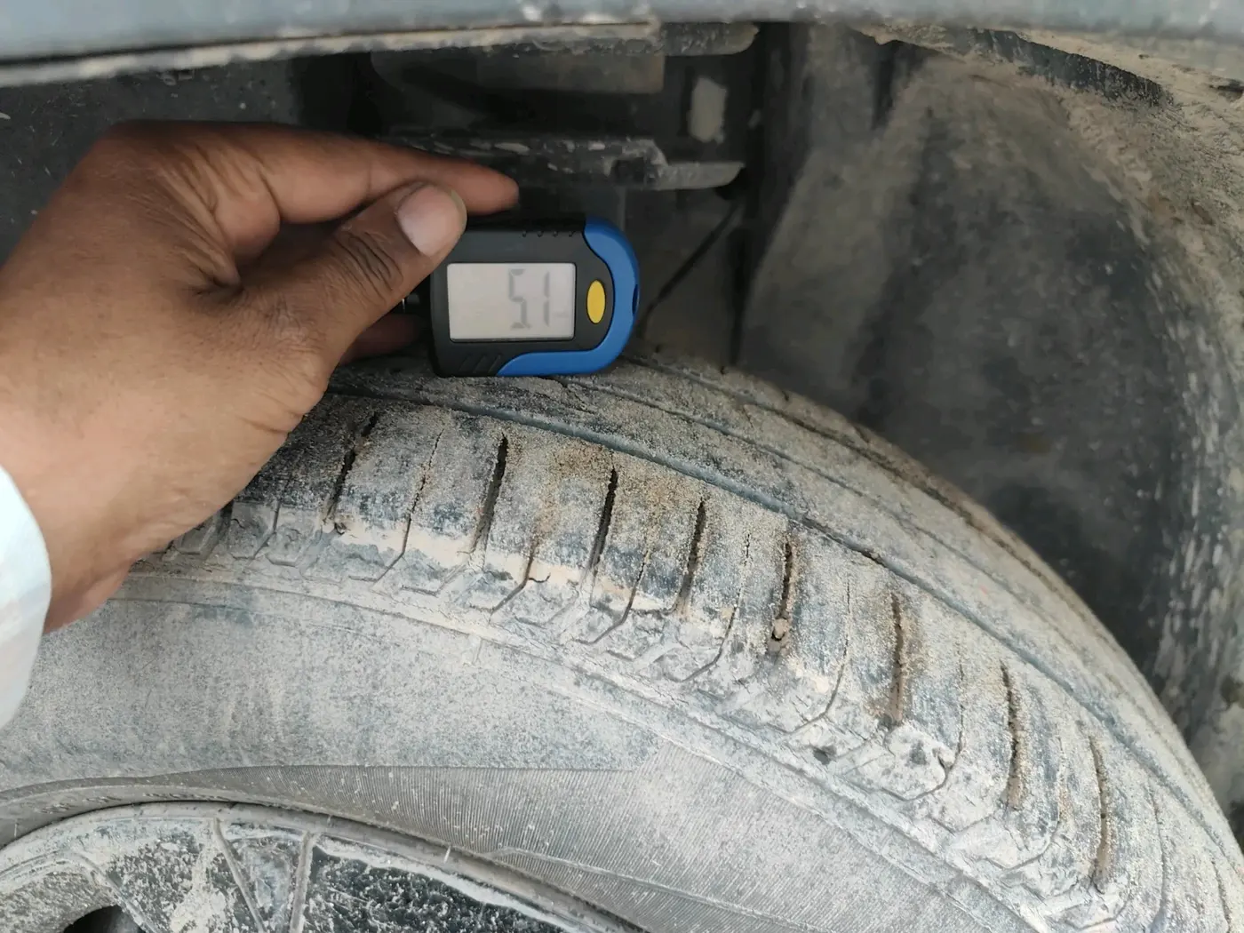 2022 Tata PUNCH ADVENTURE AMT, Petrol, Automatic, 43,061 km, tyre