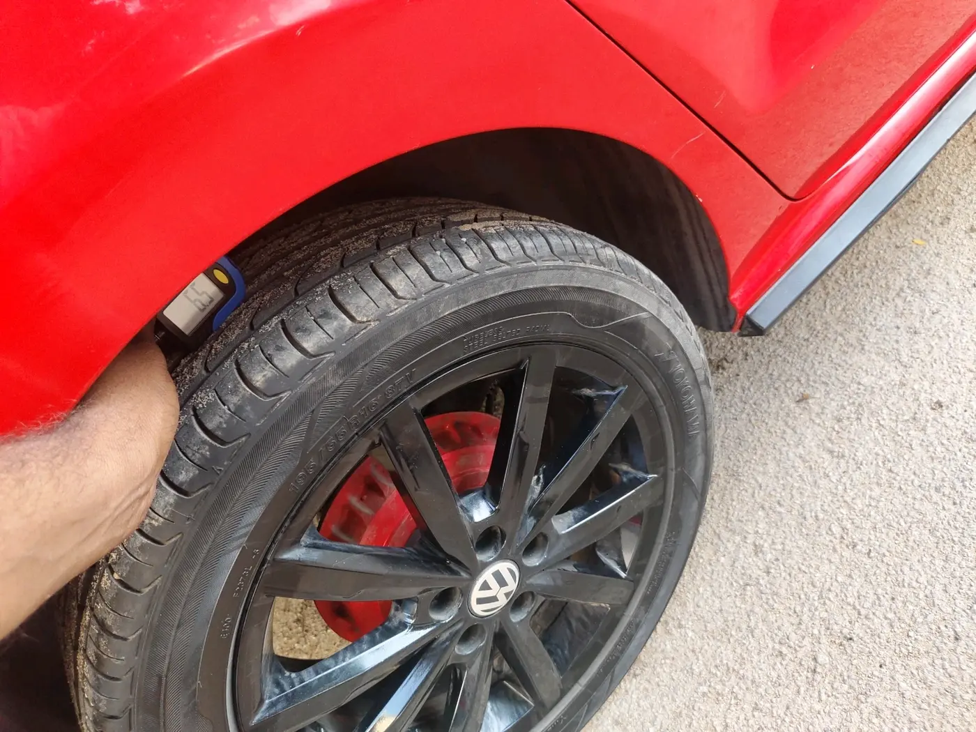 2020 Volkswagen Polo 1.0 GT TSI AT, Petrol, Automatic, 77,890 km, tyre