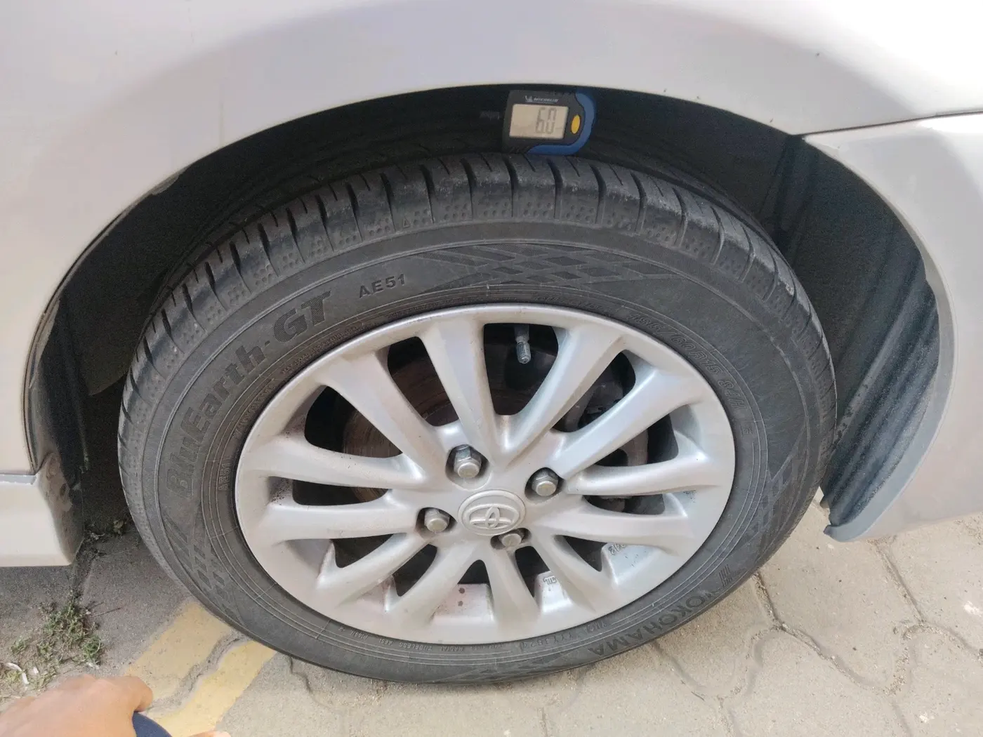 2011 Toyota Etios V, Petrol, Manual, 48,938 km, tyre
