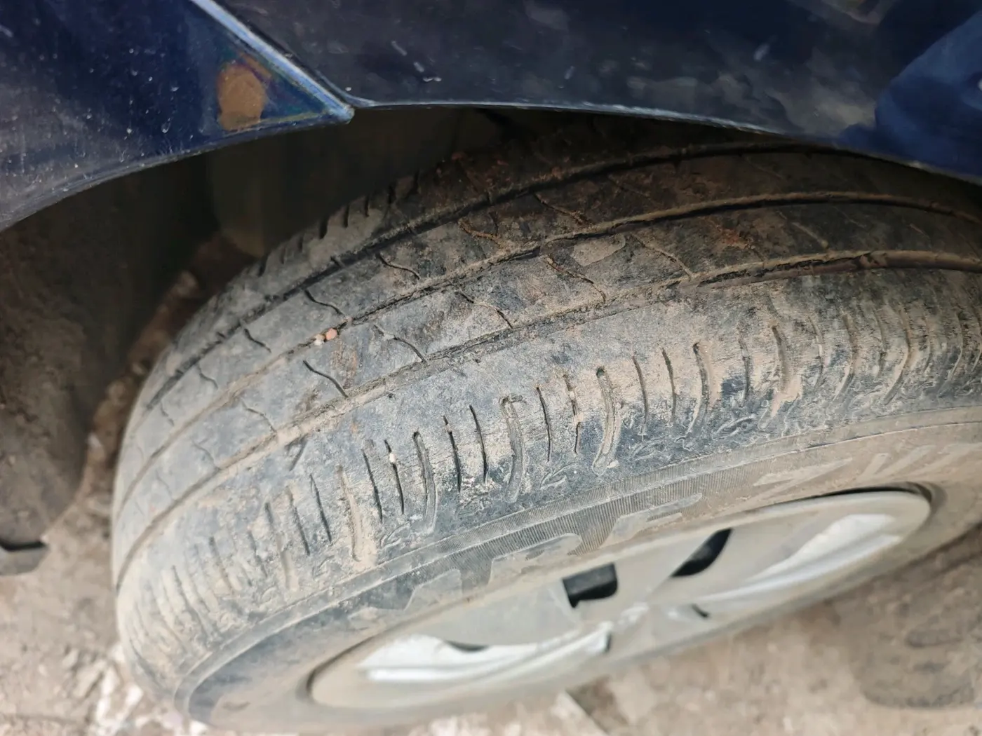 2022 Toyota Glanza S, Petrol, Manual, 33,265 km, tyre