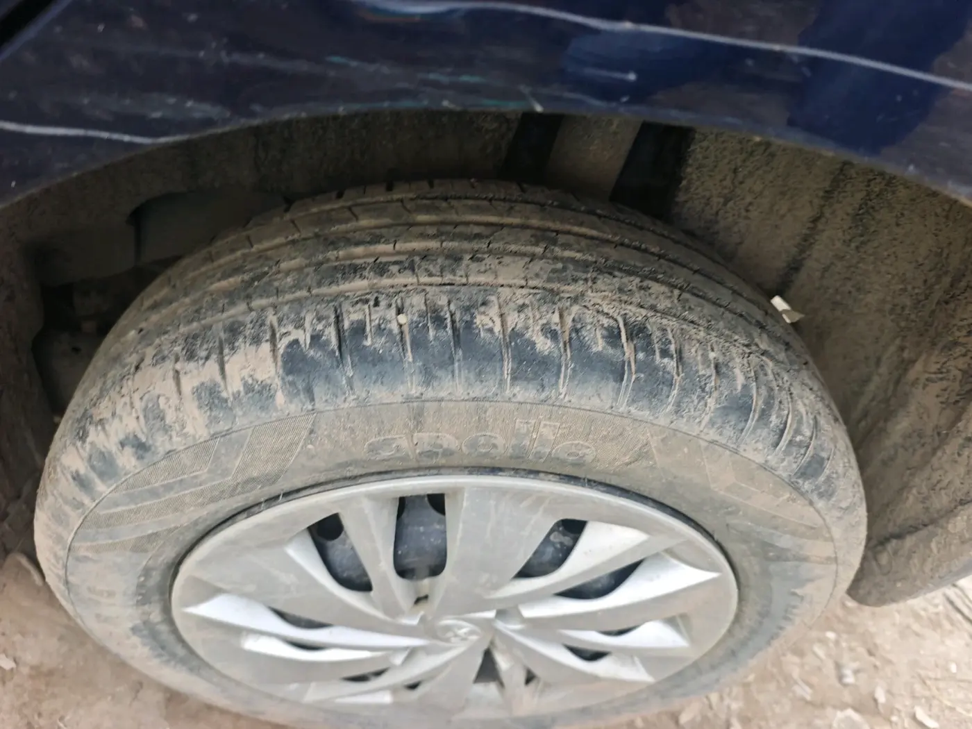 2022 Toyota Glanza S, Petrol, Manual, 33,265 km, tyre