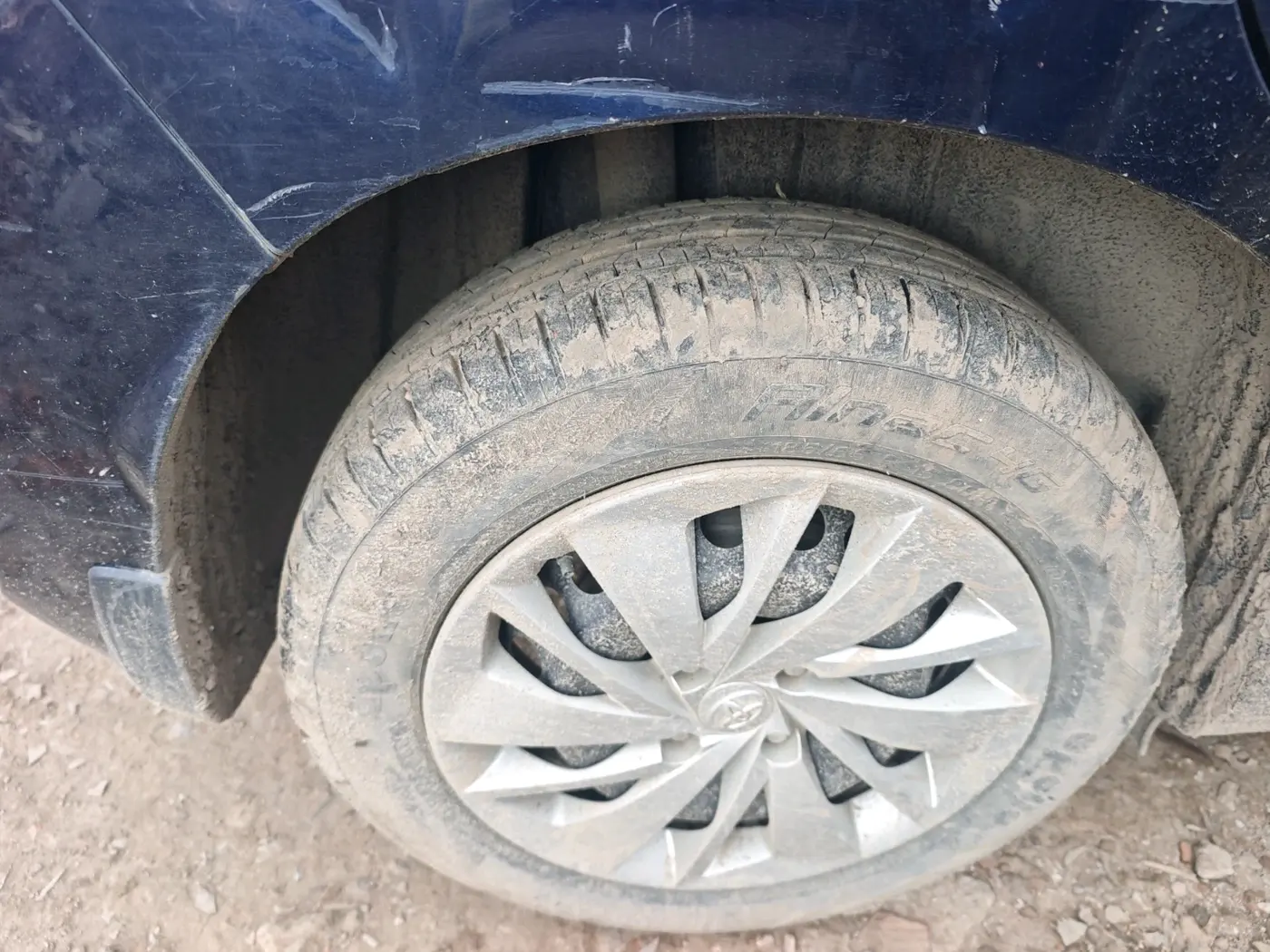 2022 Toyota Glanza S, Petrol, Manual, 33,265 km, tyre