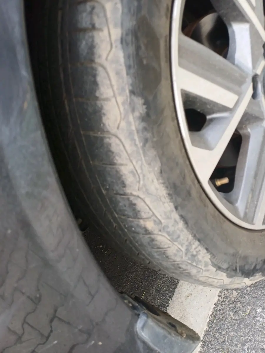 2023 Hyundai Verna SX (O)1.5 VTVT, Petrol, Manual, 36,351 km, tyre