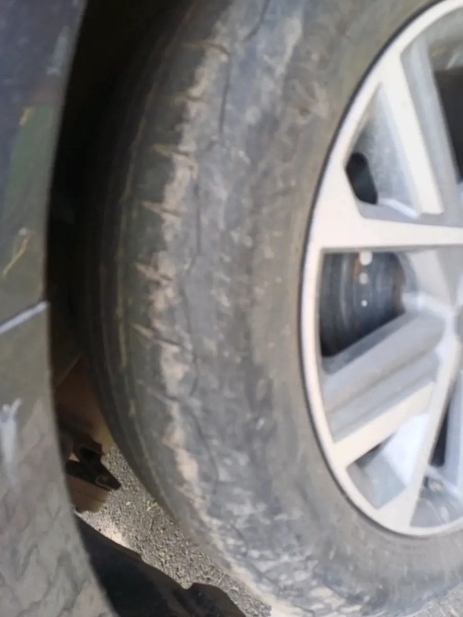 2023 Hyundai Verna SX (O)1.5 VTVT, Petrol, Manual, 36,351 km, tyre