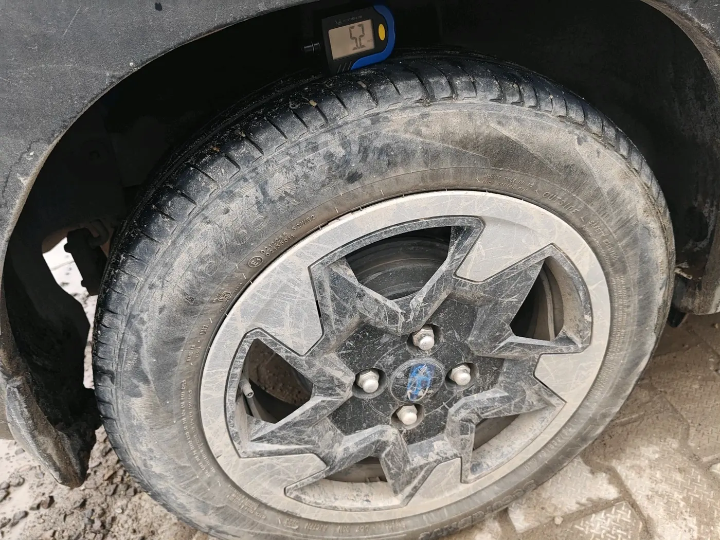 2023 Hyundai EXTER SX 1.2 CNG MT, CNG, Manual, 48,460 km, tyre