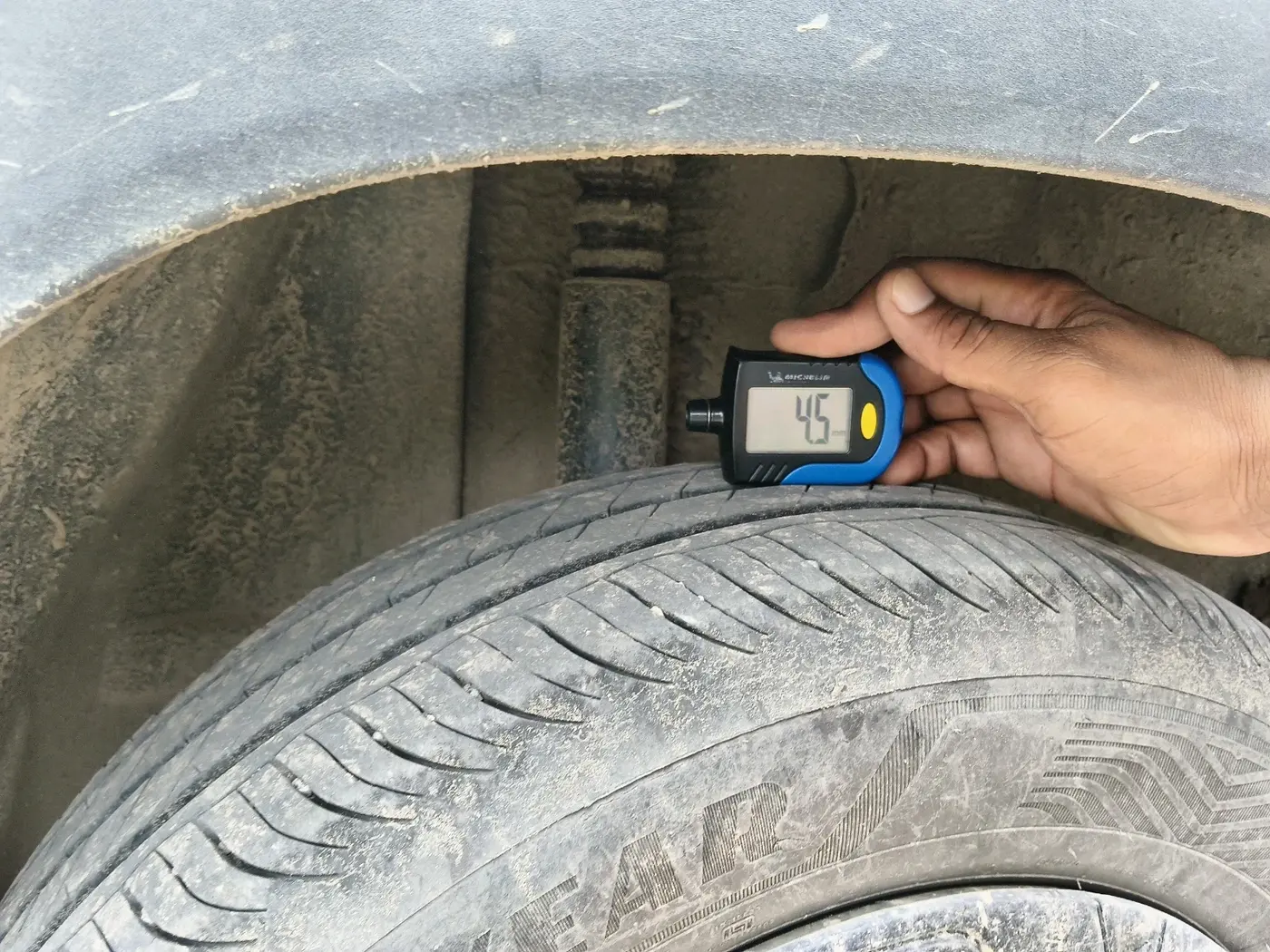 2023 Tata PUNCH PURE MT, CNG, Manual, 1,11,632 km, tyre