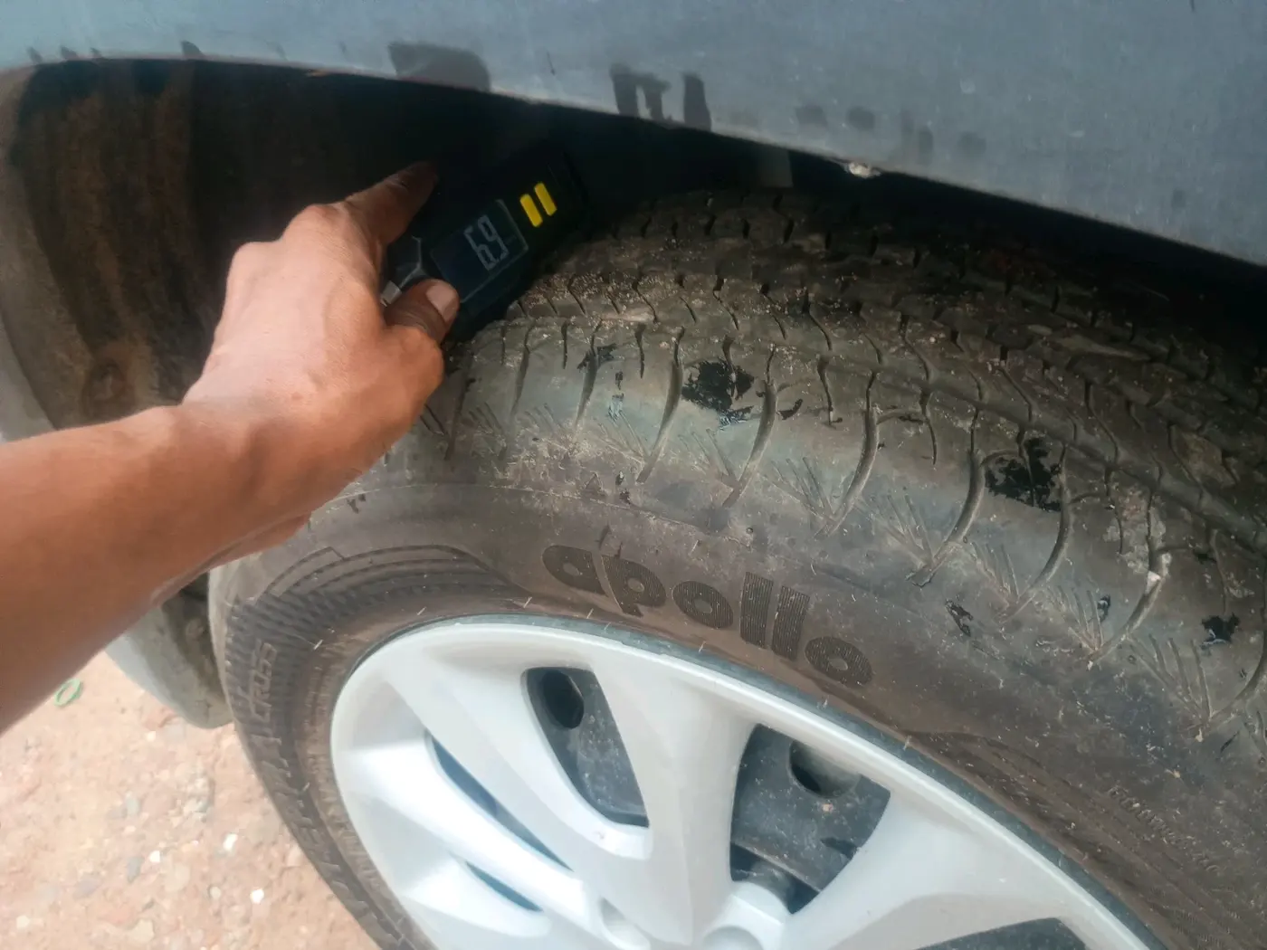 2025 Maruti Grand Vitara SIGMA SMART HYBRID, Petrol, Manual, 3,586 km, tyre