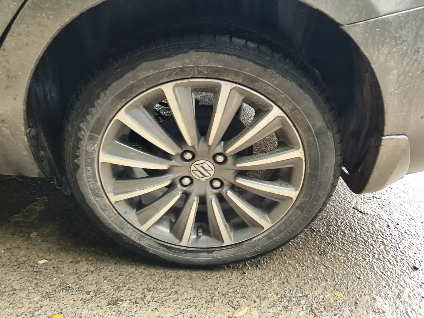 2020 Maruti Ciaz ALPHA 1.5 SHVS PETROL, Petrol, Manual, 1,14,940 km, tyre