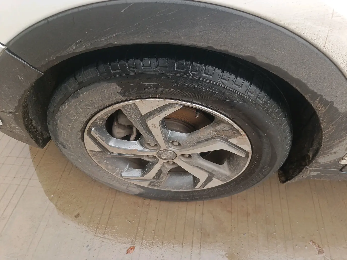 2018 Hyundai Creta SX AT 1.6 DIESEL, Diesel, Automatic, 1,39,188 km, tyre