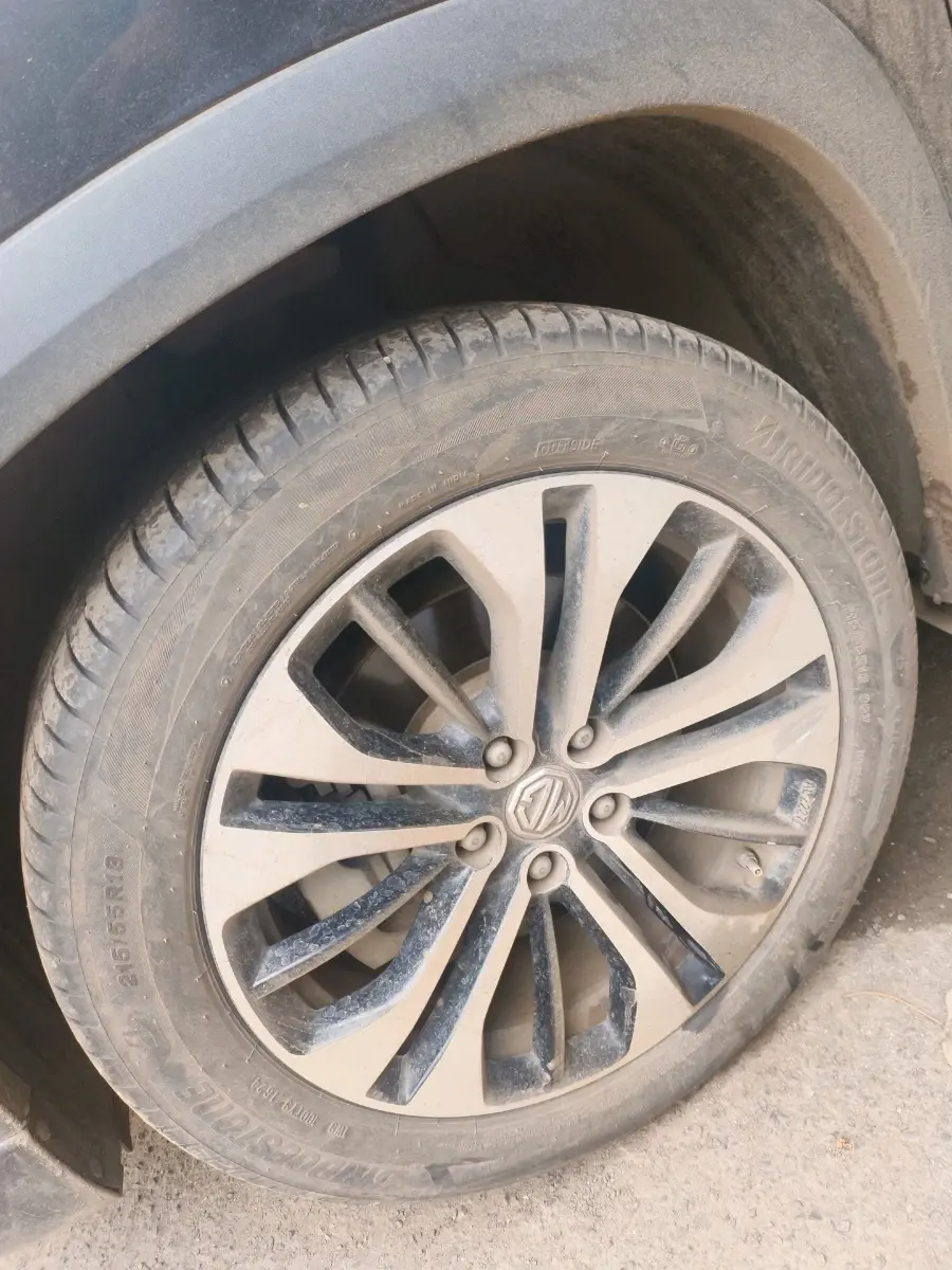 2021 MG HECTOR SHARP 1.5 DCT PETROL, Petrol, Automatic, 63,386 km, tyre