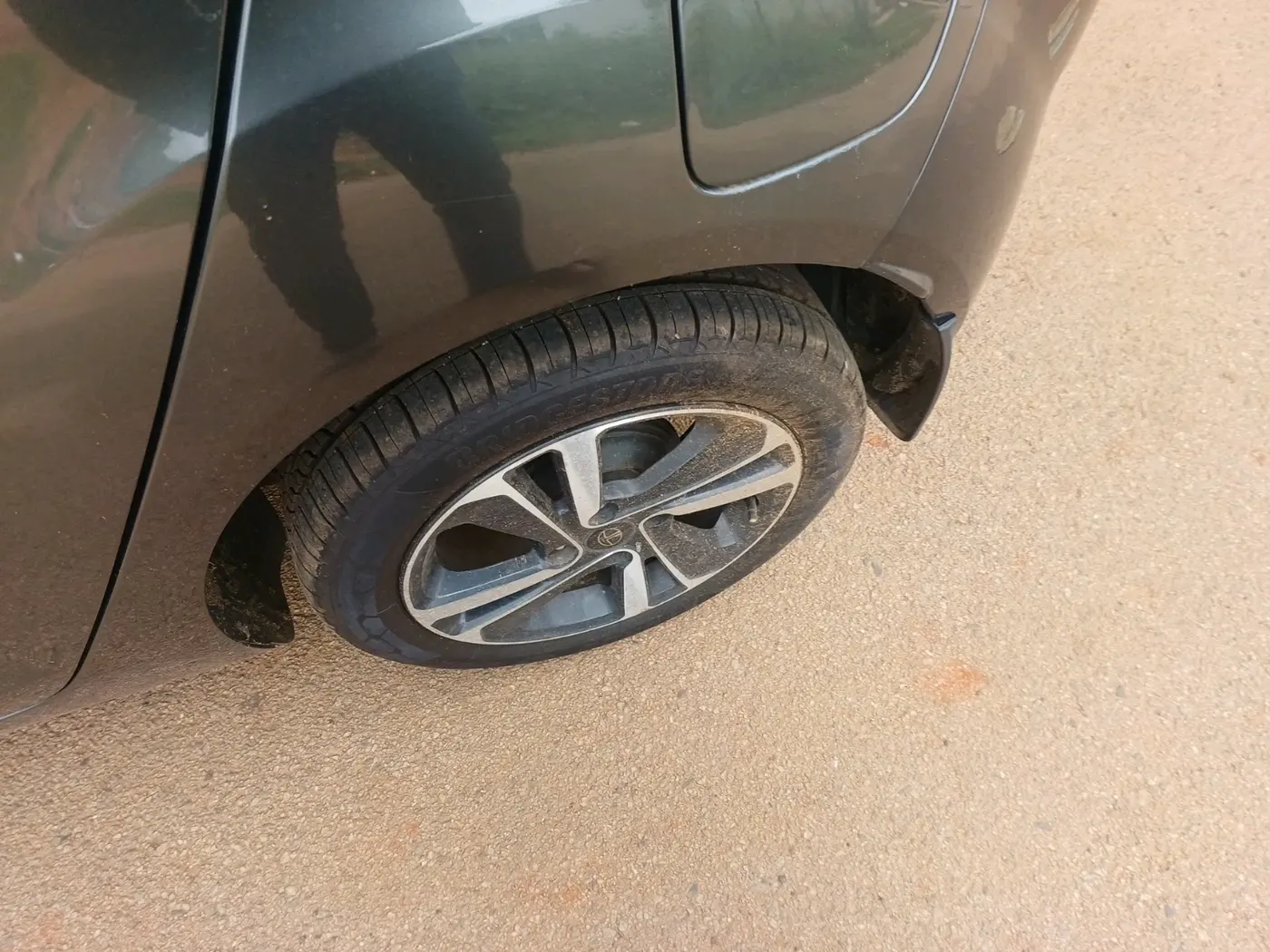 2021 Tata ALTROZ XM PLUS PETROL, Petrol, Manual, 35,030 km, tyre