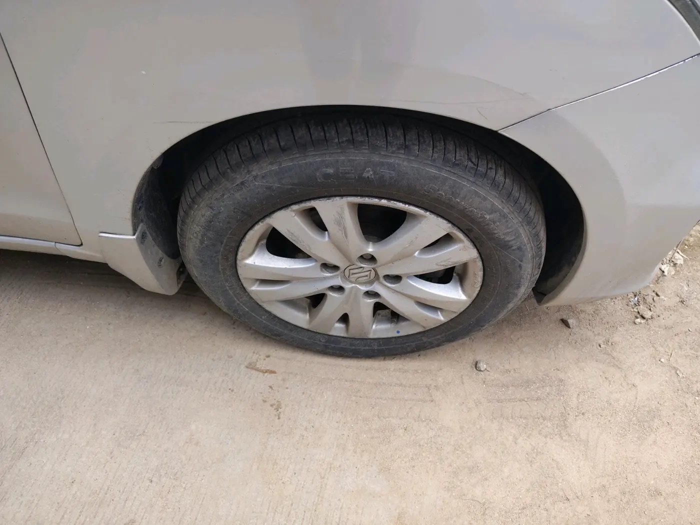 2015 Maruti Ertiga ZDI + SHVS, Diesel, Manual, 1,33,325 km, tyre