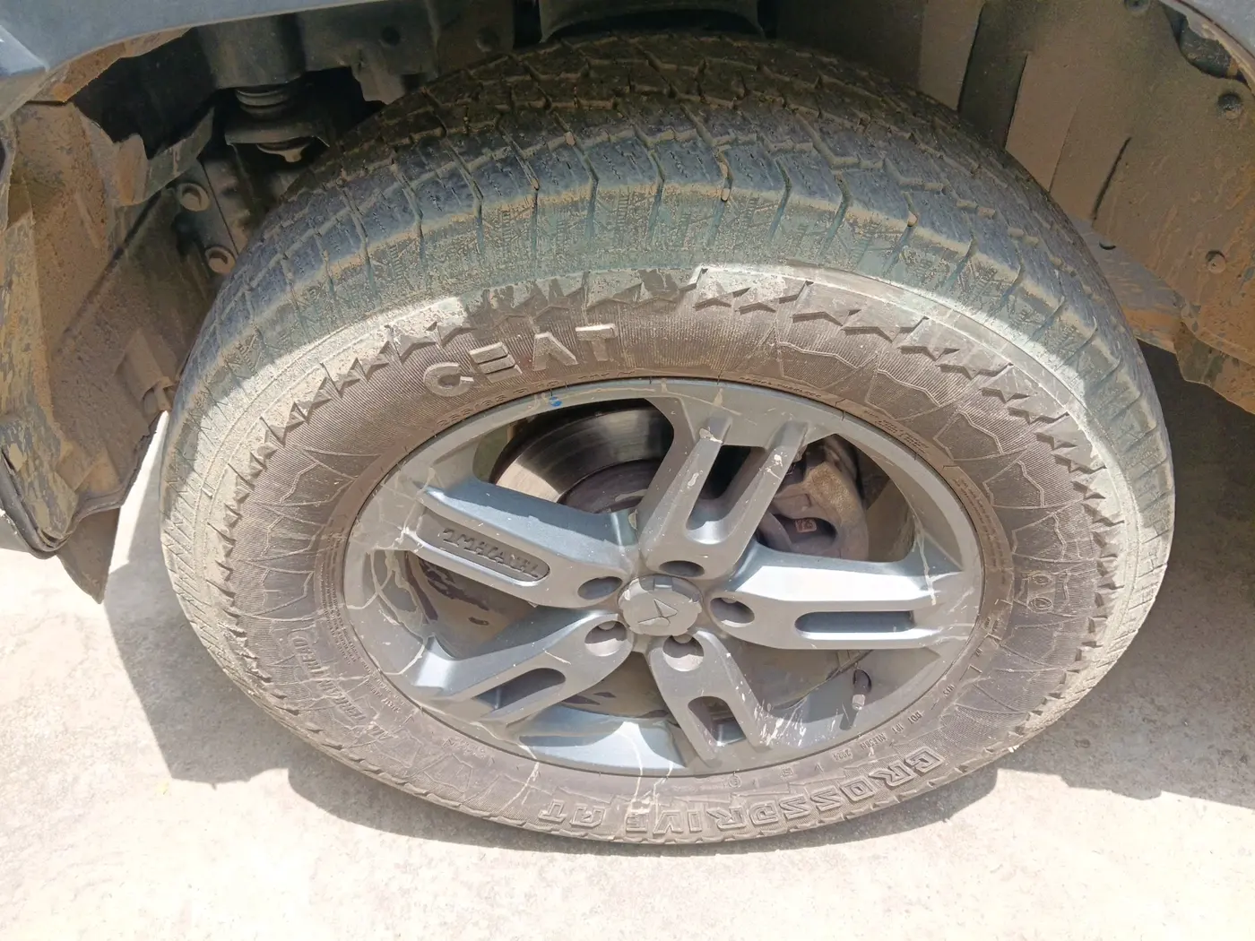 2024 Mahindra Thar LX D HT 2WD MT, Diesel, Manual, 14,890 km, tyre